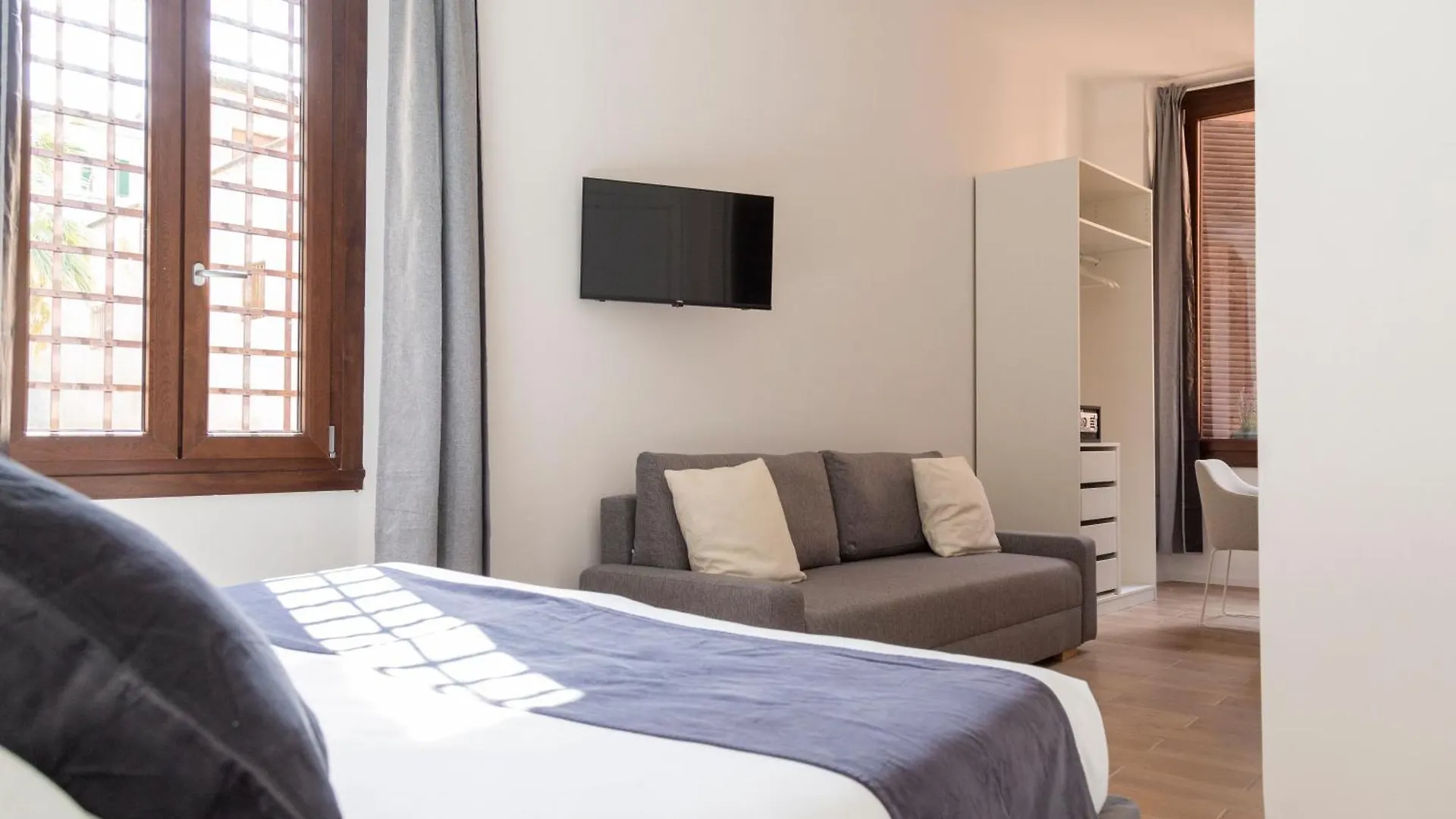 IV Domus Borsieri Hotel Rome 0*,