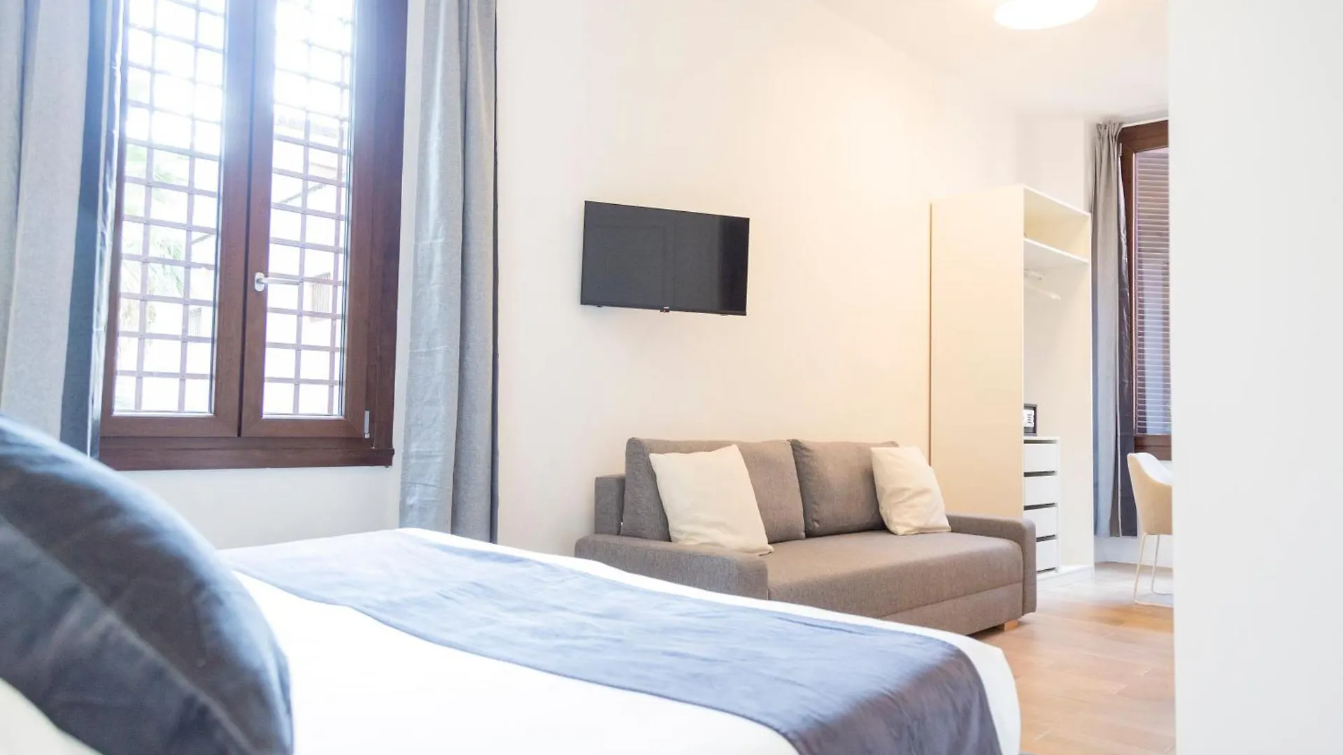 IV Domus Borsieri Hotel Rome Italy